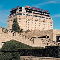 Crowne Plaza Niagara Falls - Fallsview Hotel, Niagara Falls Canada