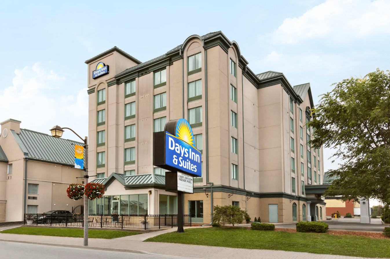 Days Inn Wyndham Niagara Falls Centre St  Niagara Falls Hotels