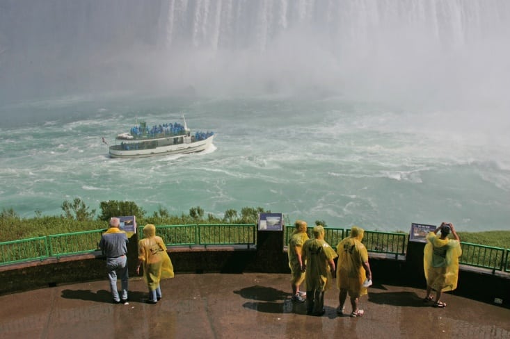 flight and hotel packages to niagara falls canada